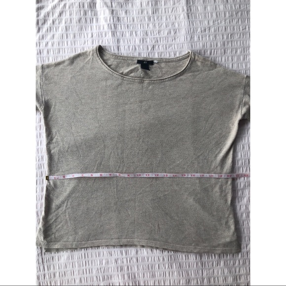 Neutral Casual Sweater with Straight Edge Bottom - Picture 9 of 12